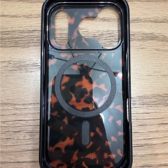 Kate Spade ♠️🎉 Tortoise Shell iPhone 17 pro Case - Picture 2 of 3